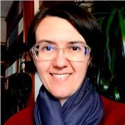 Insegnante di inglese offre lezioni di grammatica e conversazione per tutte le età